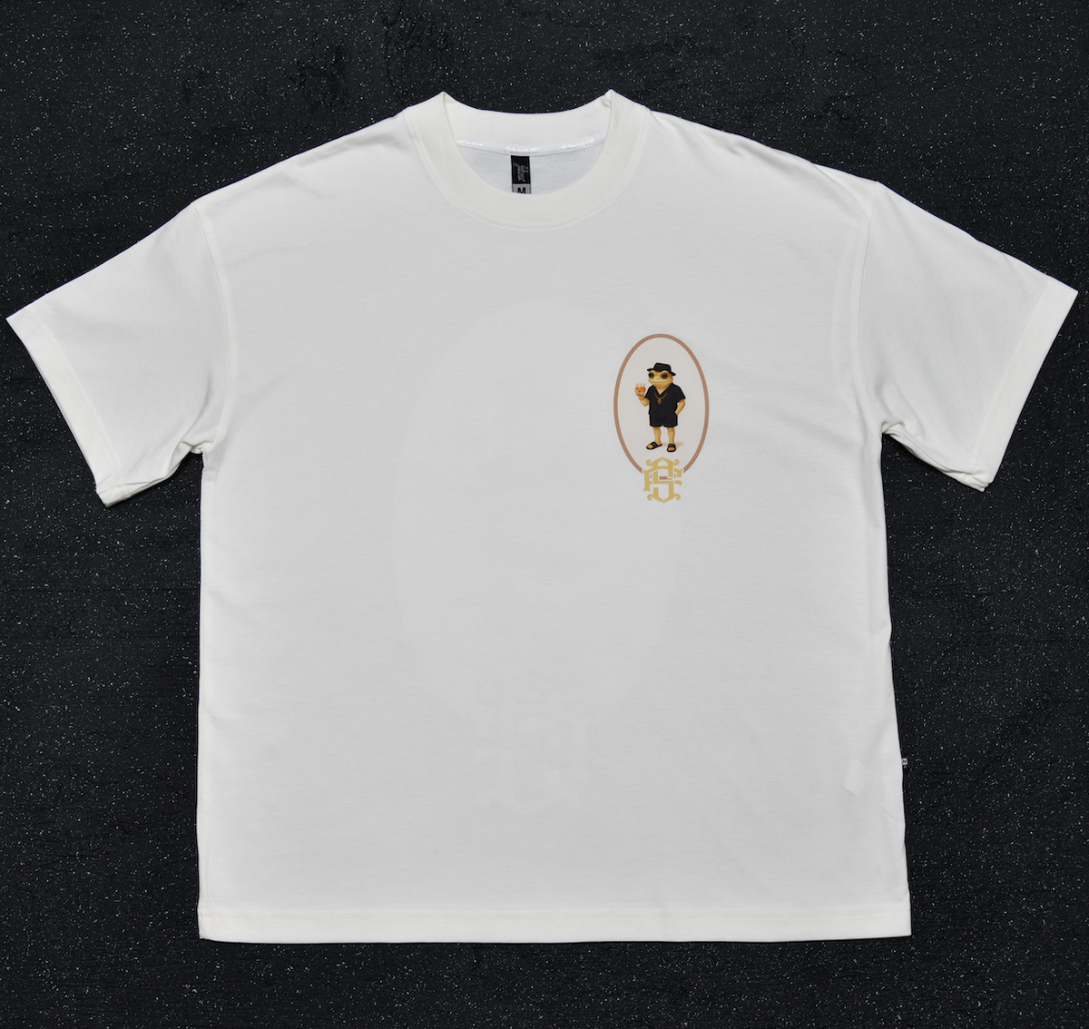 Concho Whisky Oversize tee | Vanilla , BLack | Sapo Concho Collection ...